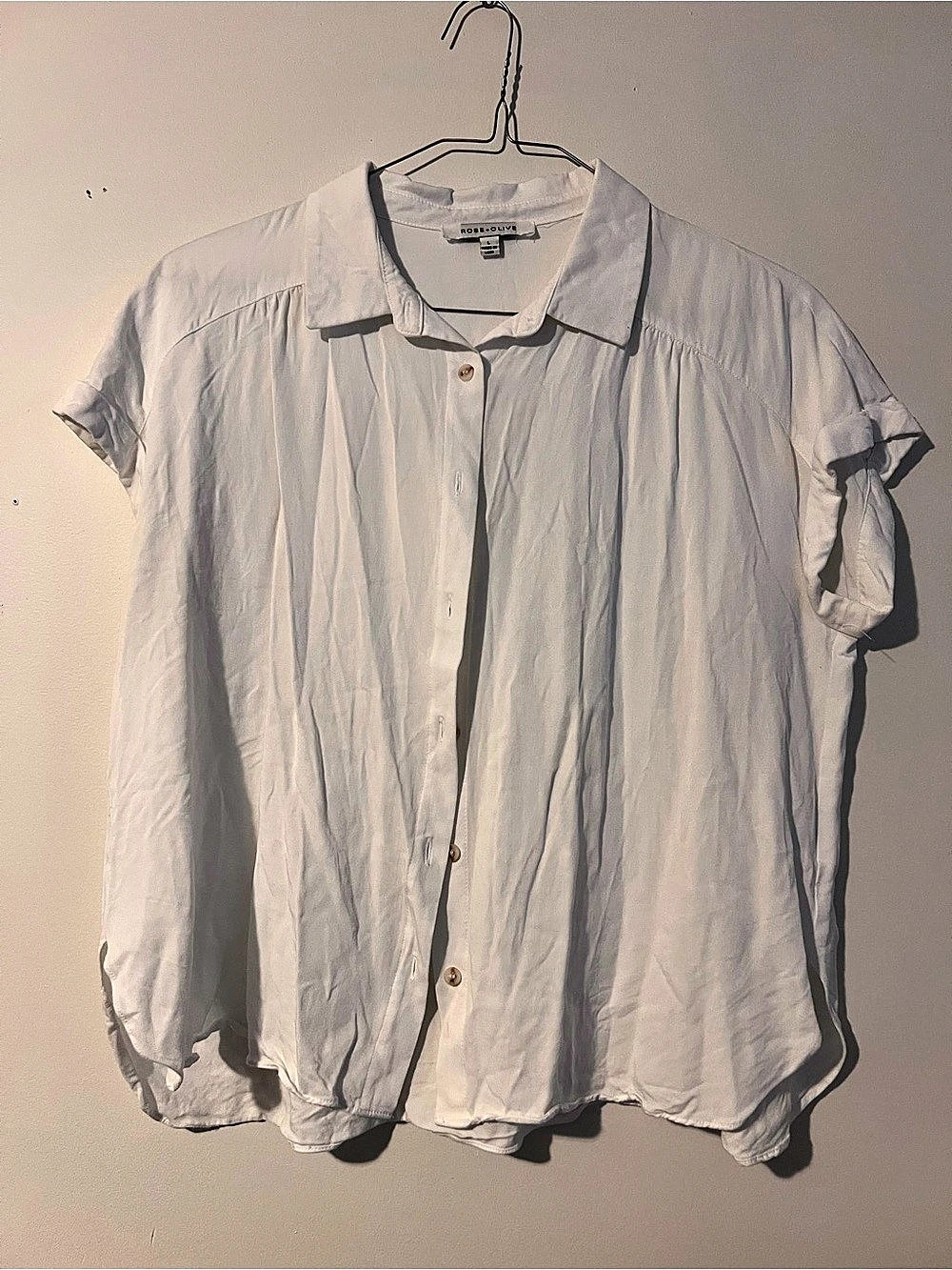 ROSE + OLIVE Button Down Shirt in White Large